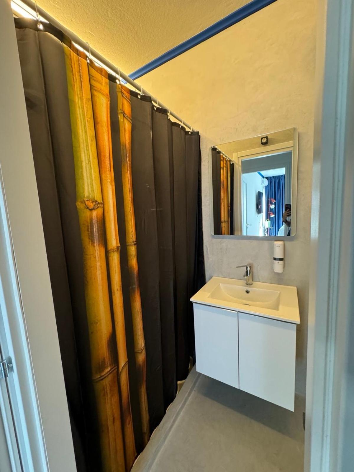 Voulis 45 Plaka Suite By Zeussuites Athens Exterior photo