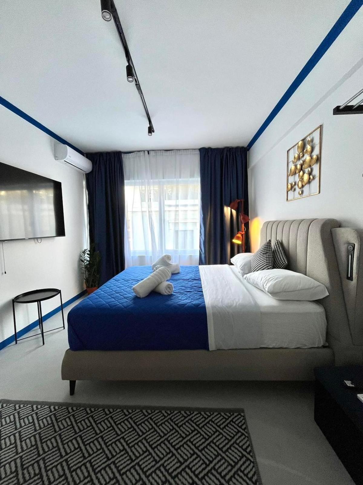 Voulis 45 Plaka Suite By Zeussuites Athens Exterior photo